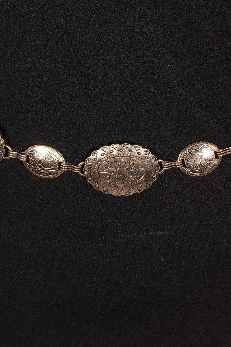 Ceinture concho ovale gravée de soleil