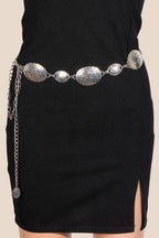 Ceinture concho ovale gravée de soleil