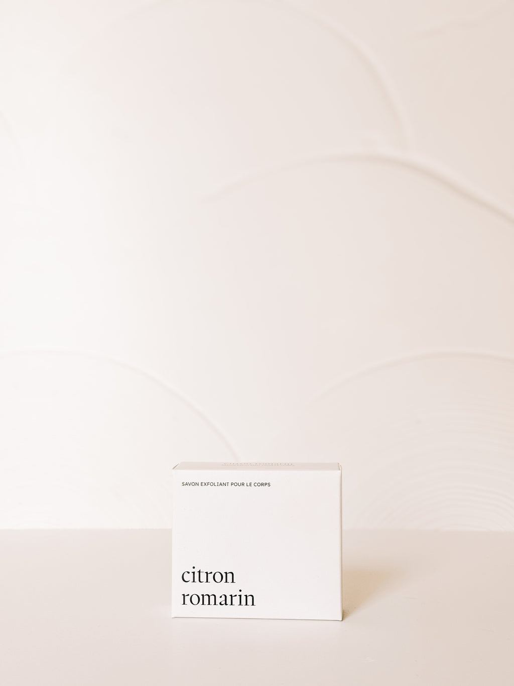 Savon pour le corps - Exfoliant - Citron et romarin