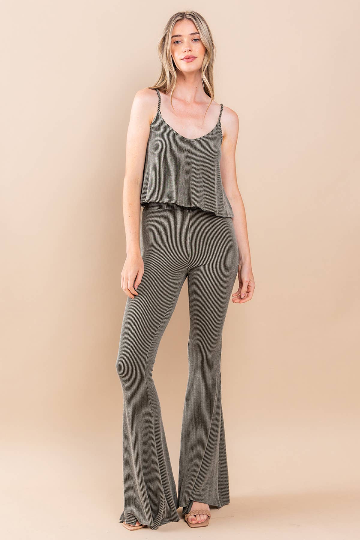 Pantalon évasé en tricot côtelé